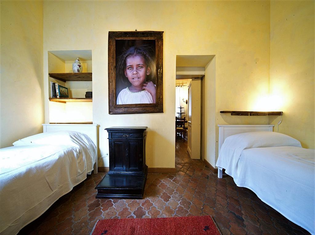 רומא Charming Trastevere Apartment מראה חיצוני תמונה