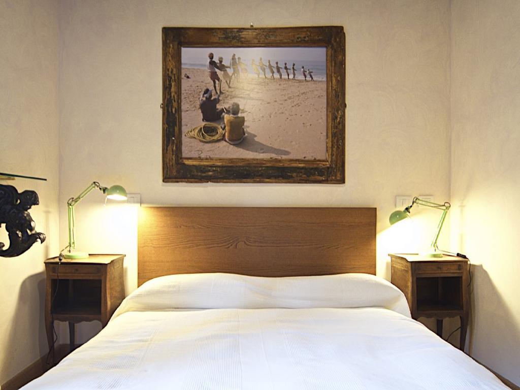 רומא Charming Trastevere Apartment מראה חיצוני תמונה